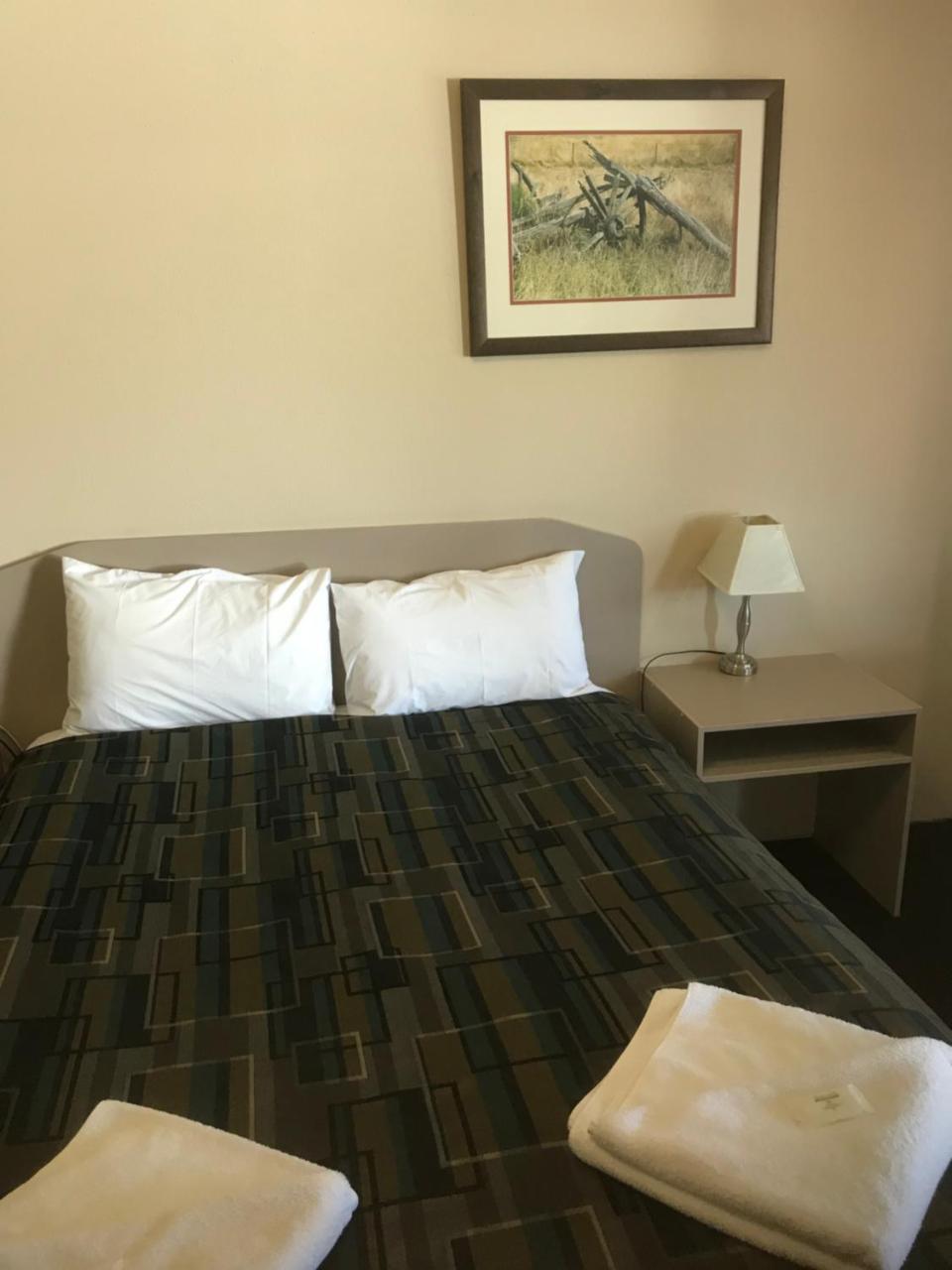 The Bakehouse Motel Goulburn Extérieur photo