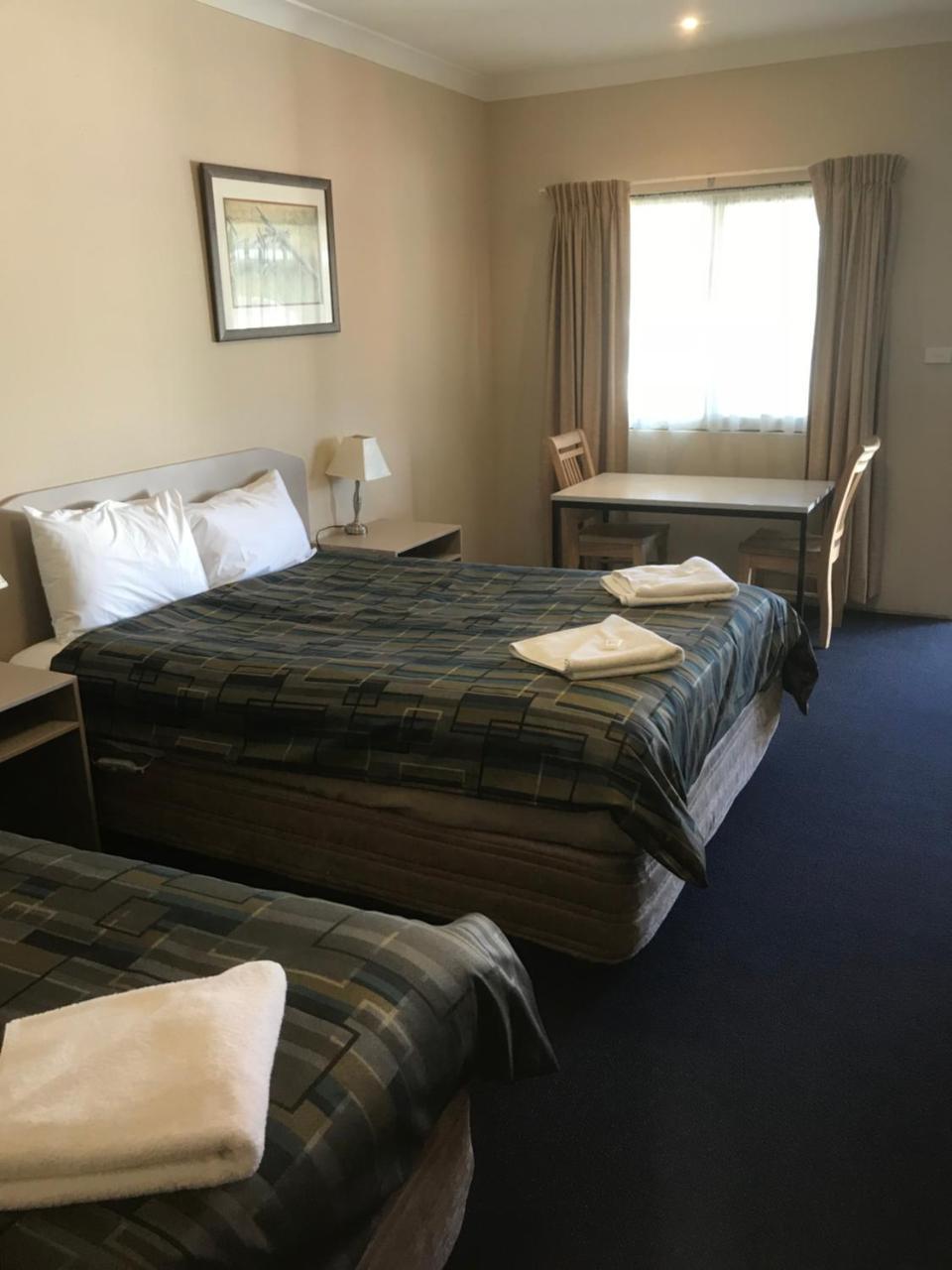 The Bakehouse Motel Goulburn Extérieur photo
