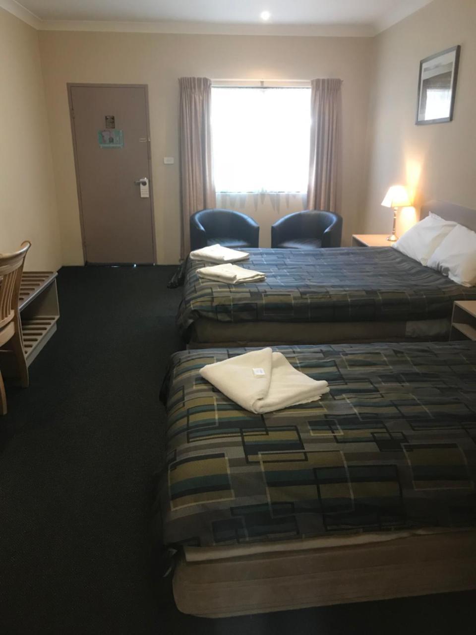 The Bakehouse Motel Goulburn Extérieur photo