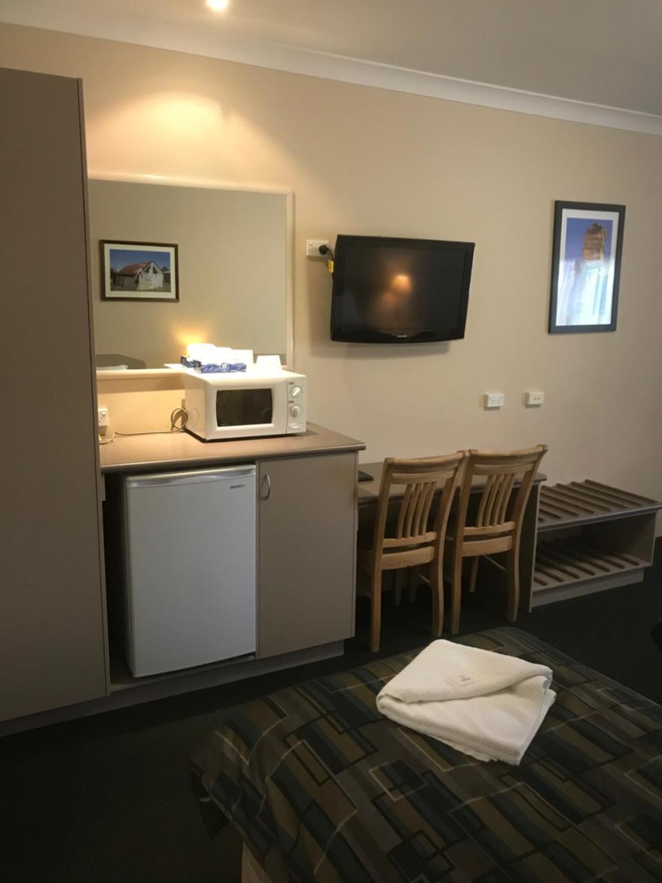 The Bakehouse Motel Goulburn Extérieur photo