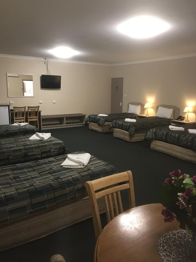 The Bakehouse Motel Goulburn Extérieur photo