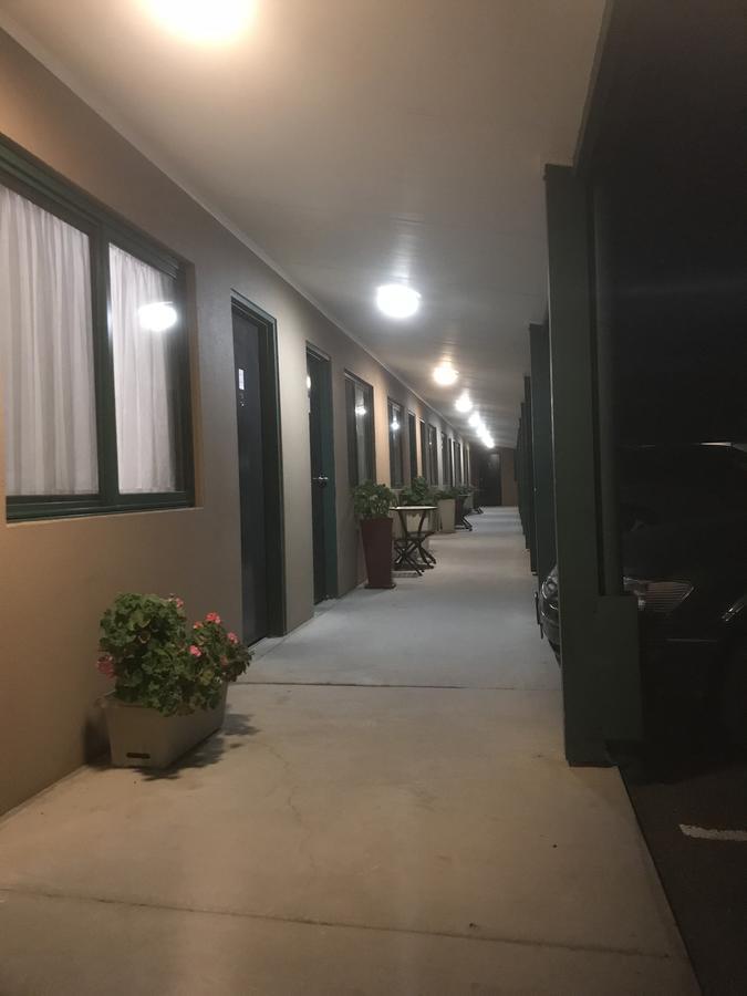 The Bakehouse Motel Goulburn Extérieur photo