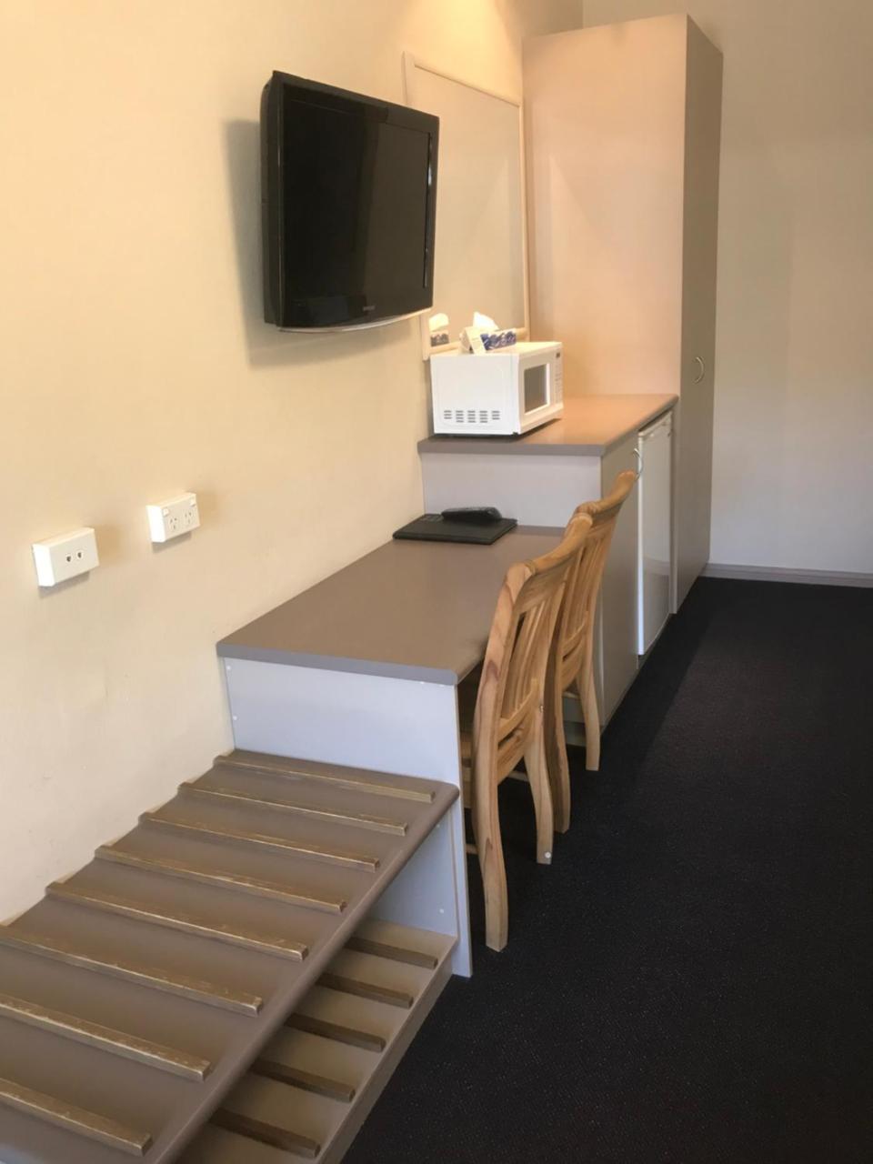 The Bakehouse Motel Goulburn Extérieur photo