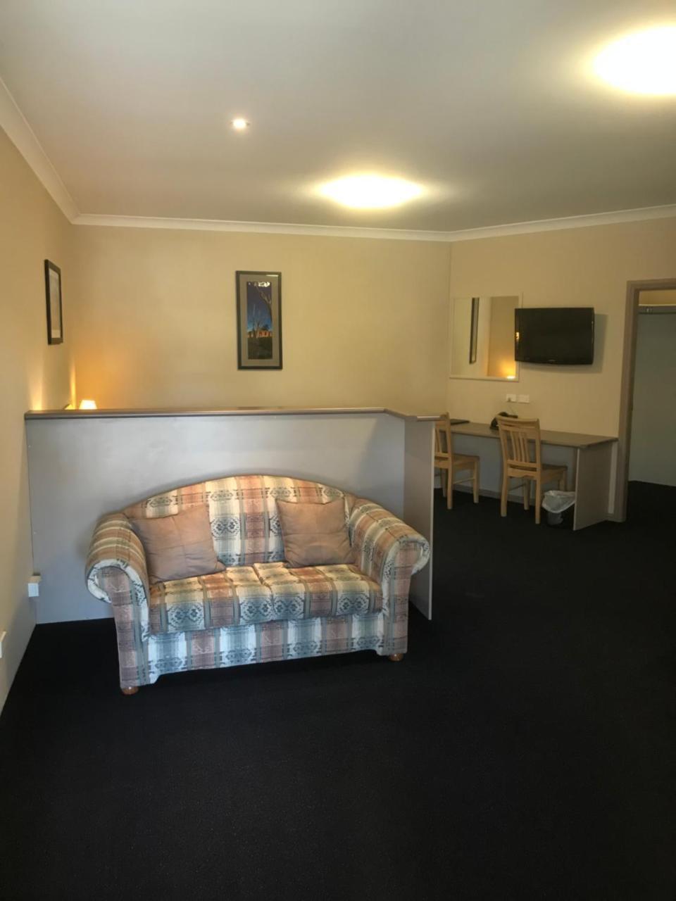 The Bakehouse Motel Goulburn Extérieur photo